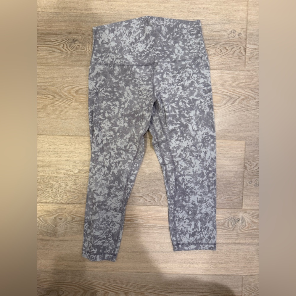 Lululemon Gray Patterned Leggings